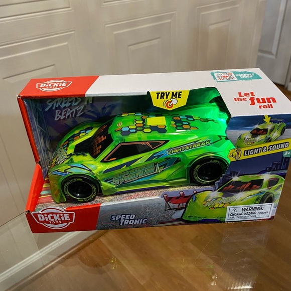 Dickie Toys - Racing Car with Lights and Sounds (Size 20 x 7 cm approximately) - Picture 7 of 8